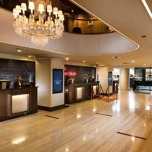 5* Отель Stamford Plaza