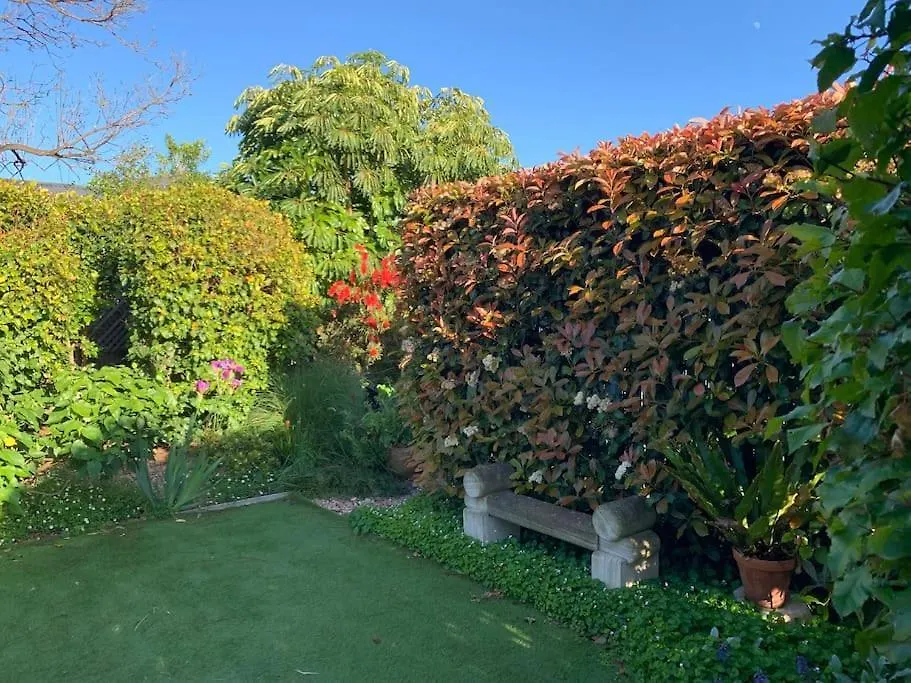Botanic Bliss Bungalow Adelaide