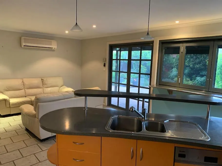Botanic Bliss Bungalow Adelaide Holiday home